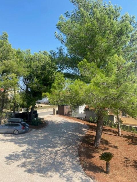 Villa Jalan Vrsi Eksteriør billede